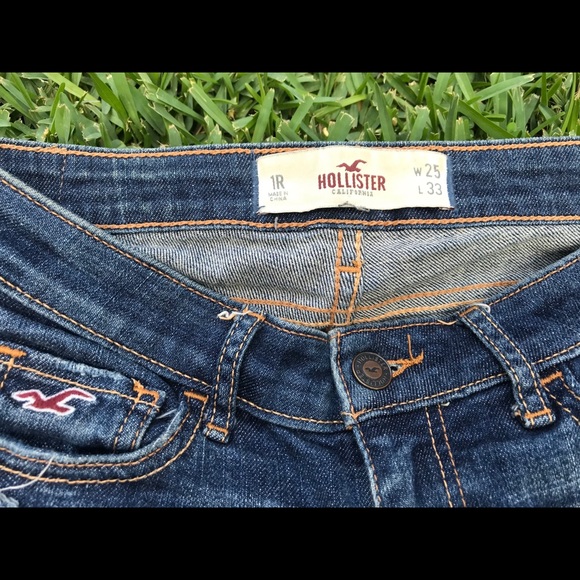 Hollister Distressed Straight Jeans - Picture 6 of 8